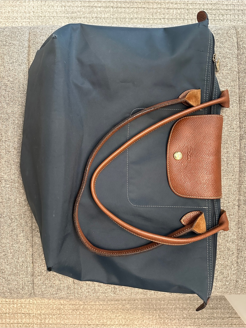 Longchamp Le Pliage Original Tore Bag in Dark Gray Grey. Brown leather handles.